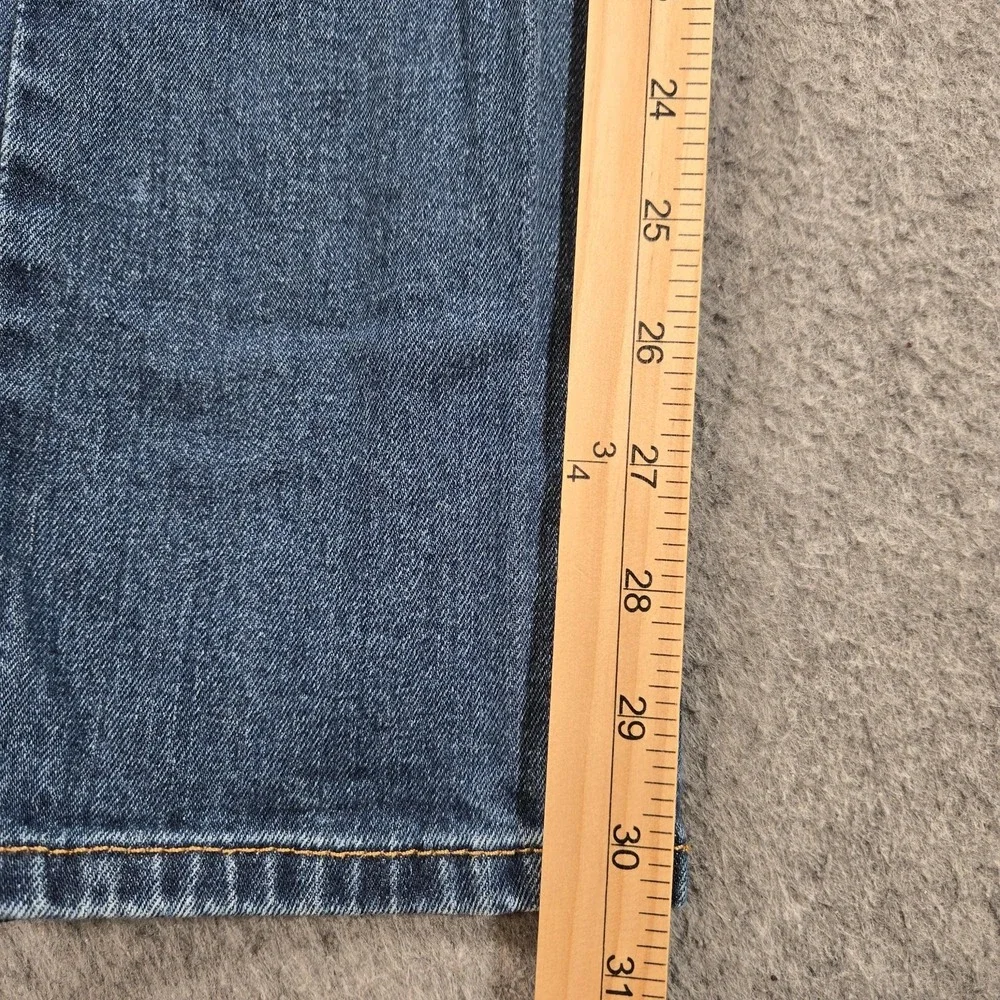 Levis 511 Jeans Mens 28x30 (tag 28x32) Blue Medium Wash Slim Taper Denim
